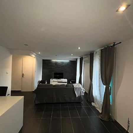 Grand Appartement Climatise Et Fonctionnel Marsilia Exterior foto