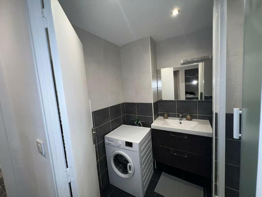 Grand Appartement Climatise Et Fonctionnel Marsilia Exterior foto