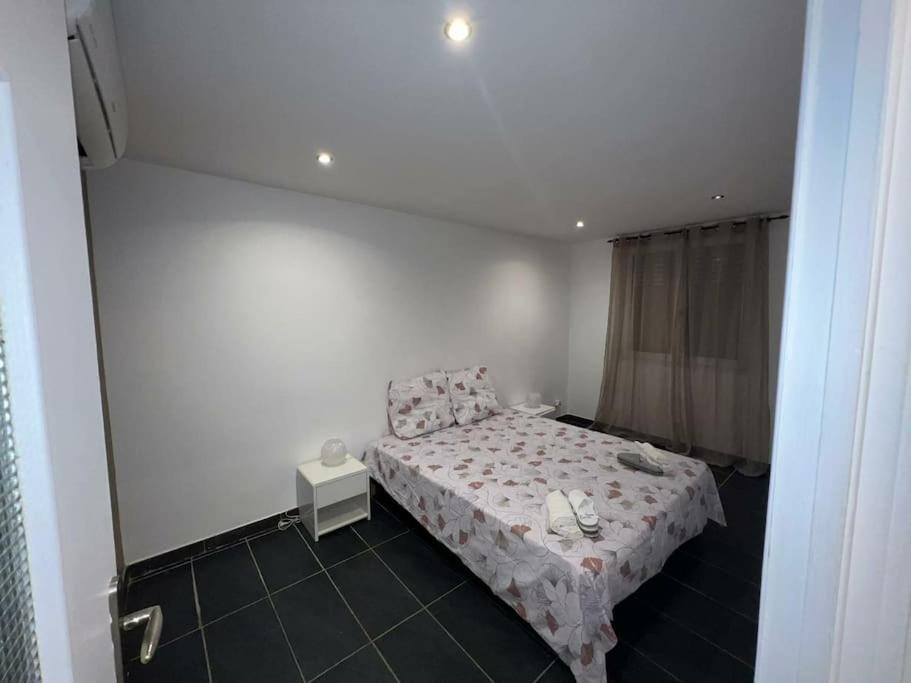 Grand Appartement Climatise Et Fonctionnel Marsilia Exterior foto